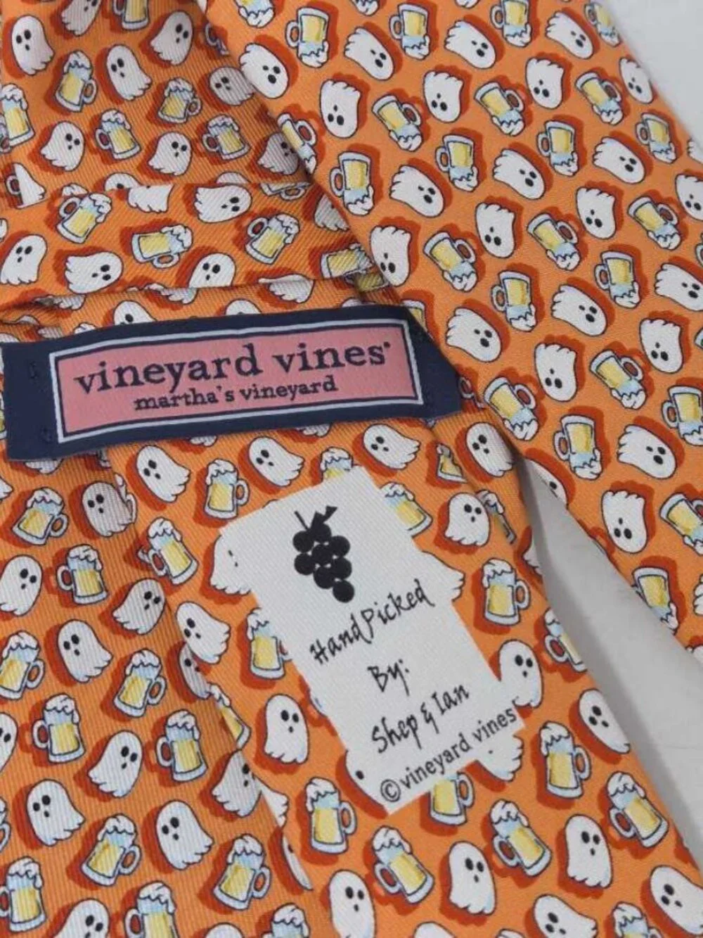 New Vineyard Vines Halloween Boos & Brews beer drinking ghosts orange tie
